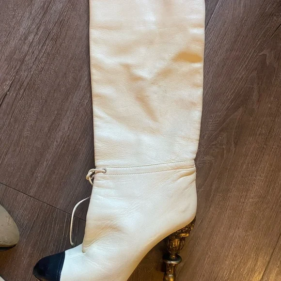 CHANEL Cream and Black Heeled Boots - Picture 2 of 16
